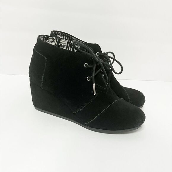 TOMS Desert Wedge Bootie Women’s Black Suede Ankle Boots Lace Up Size 8 - Picture 1 of 7